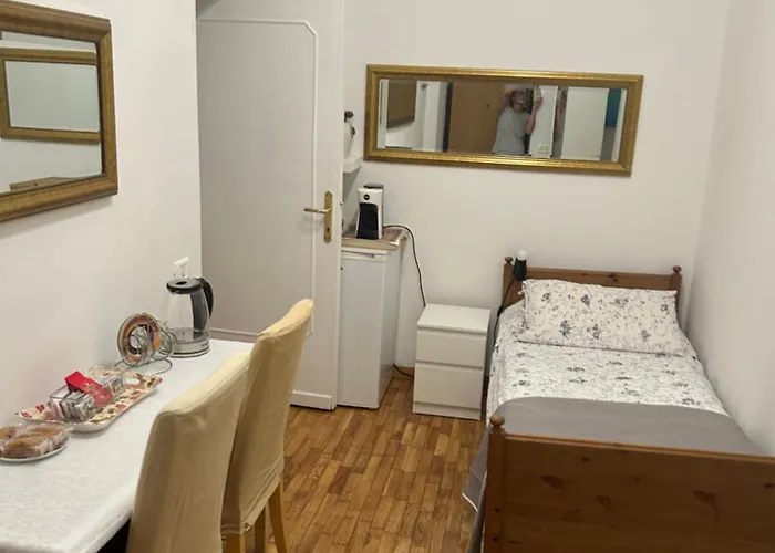 Bed and Breakfast Aurora 31 - & Breakfast 4*